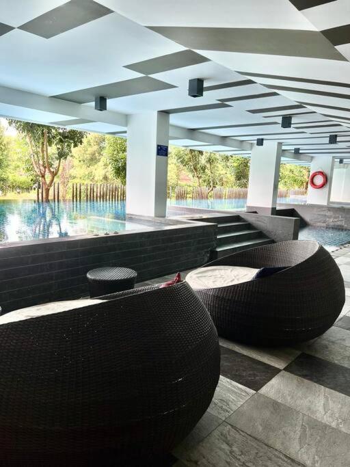 Entire Cozy Condo In Bangtao, Phuket Hosted By Ann Bãi biển Bang Tao Ngoại thất bức ảnh