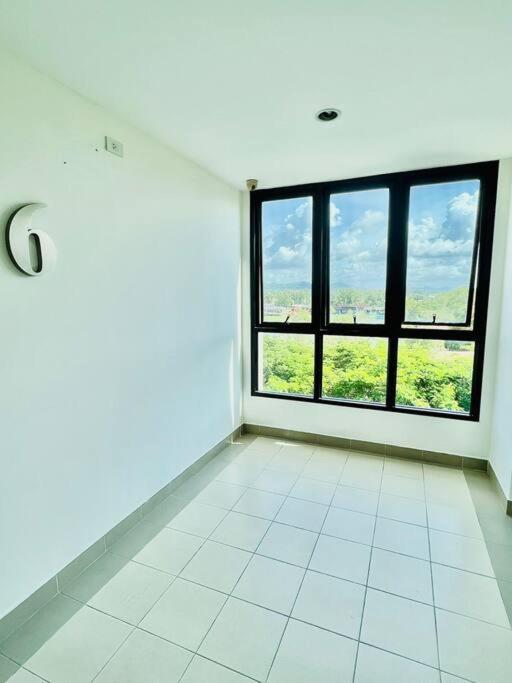 Entire Cozy Condo In Bangtao, Phuket Hosted By Ann Bãi biển Bang Tao Ngoại thất bức ảnh